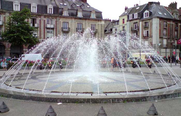 16h15